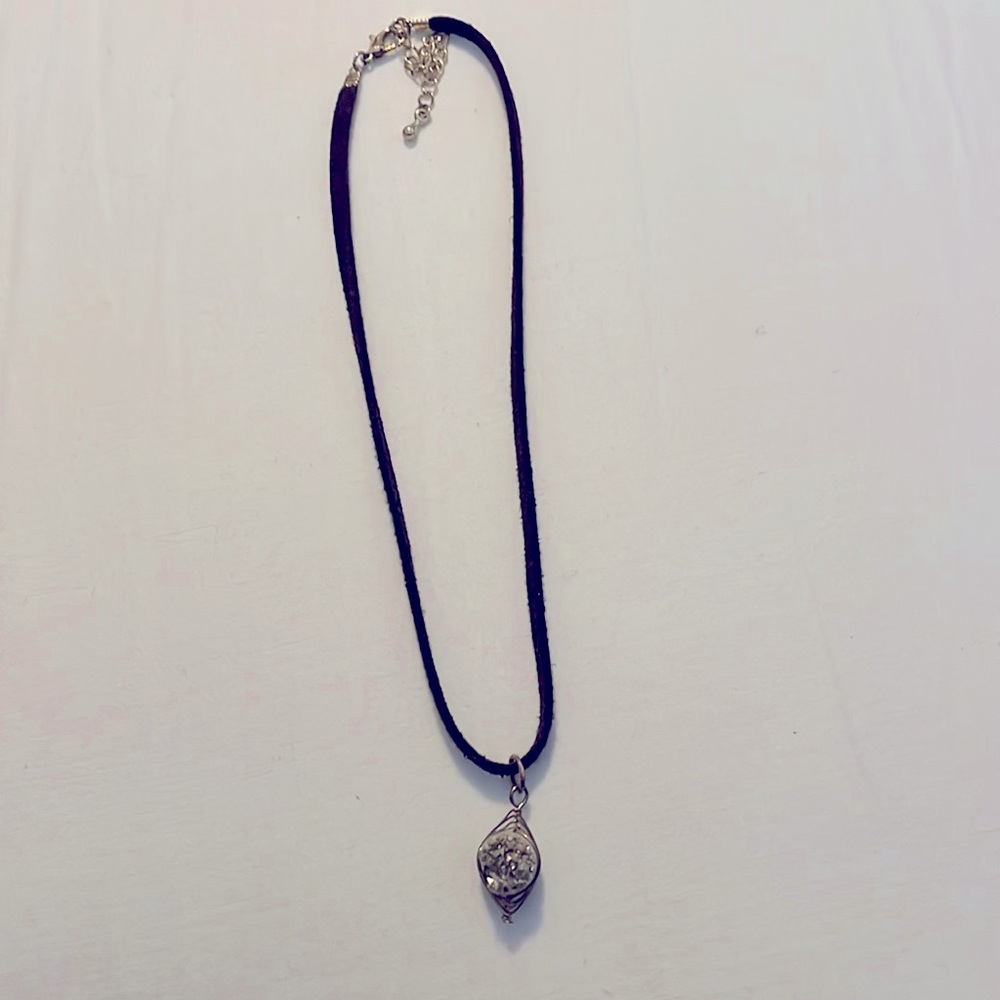 Raw cut geode style choker